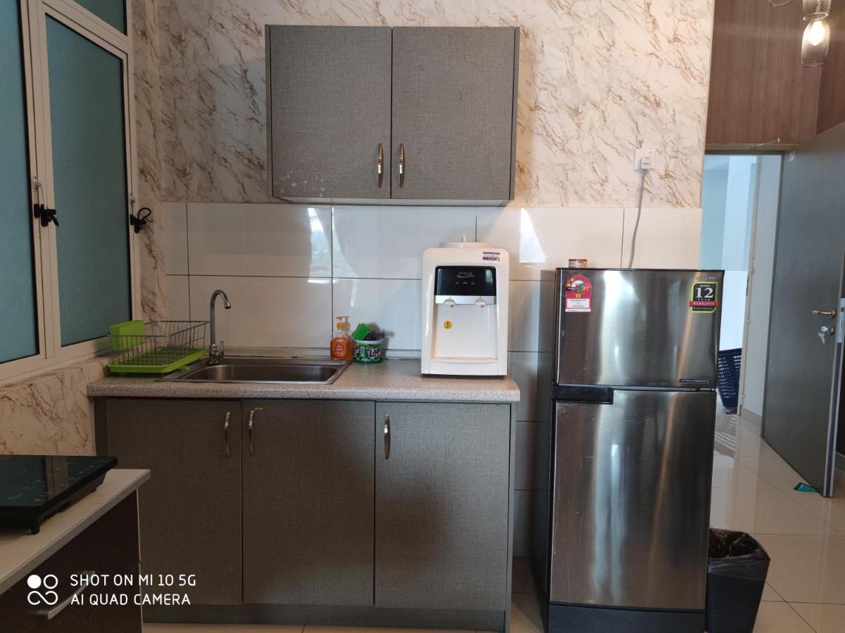 Bangi Gateway Service Apartment Kampong Sungai Ramal Dalam Екстериор снимка