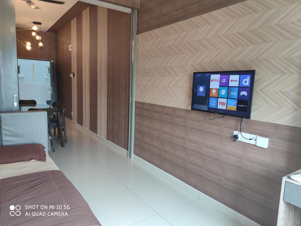 Bangi Gateway Service Apartment Kampong Sungai Ramal Dalam Екстериор снимка